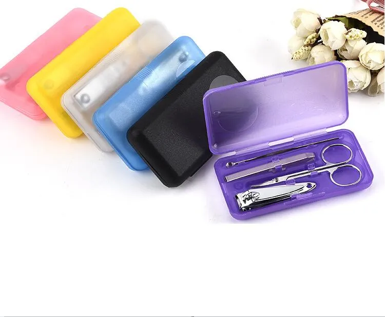 Portable Manicure Steel Nail Care Tools Pedicure Scissor Pincezer Ear Pick Utility Nail Clipper Kit Nail Art Utrustning