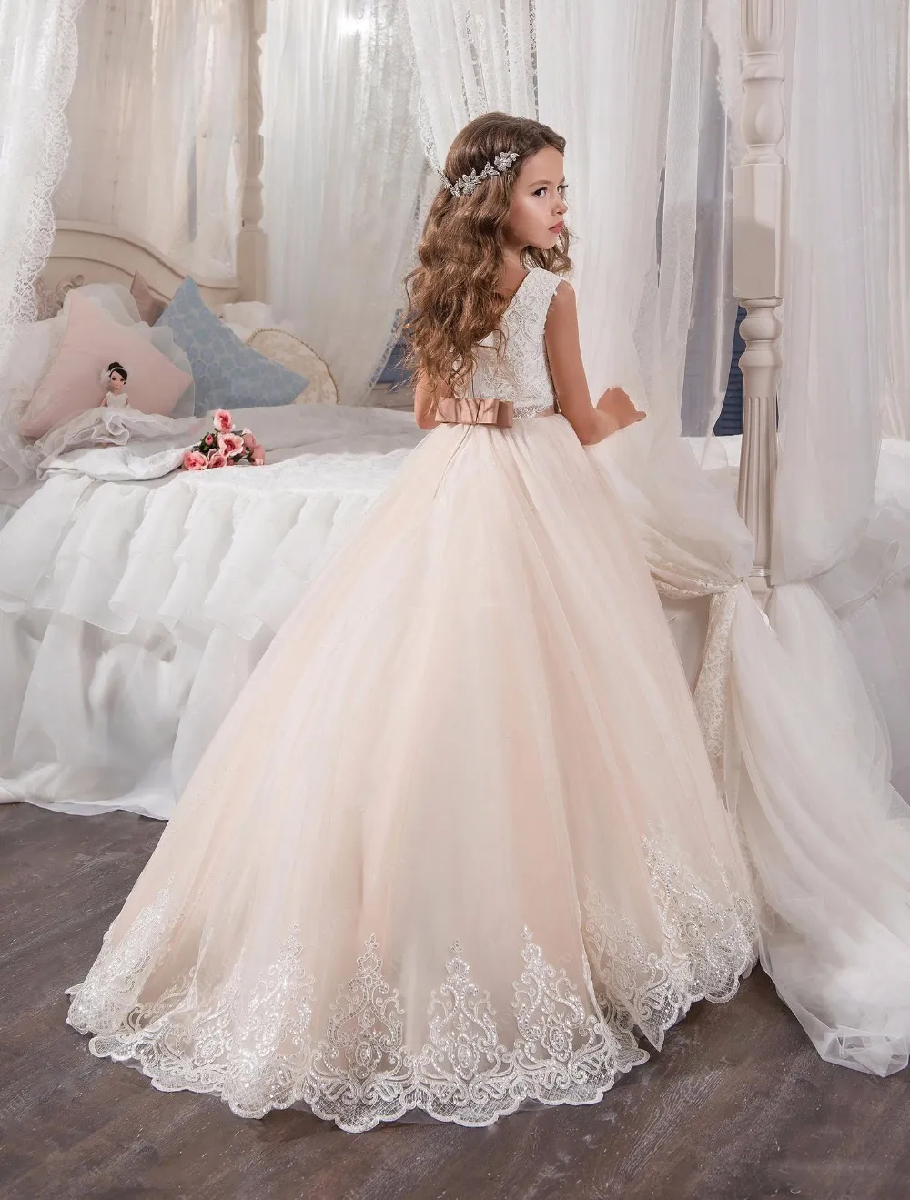 2020 robes de filles de fleur pour mariage avec des arcs Scoop Organza robe de bal robes de graduation robes de première Communion pour les filles