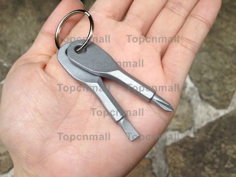 Portachiavi multifunzionale attrezzi tascabili Portachiavi attrezzi EDC da esterno con mini set di cacciaviti a testa Phillips a taglio Portachiavi topcnm8127439