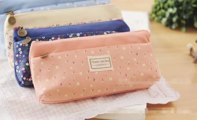 New Fashion Small Floral Pattern Multilayer Fashion Double Zipper Pencil Case Stationery Väskor Pouch Makeup Kit Gratis frakt