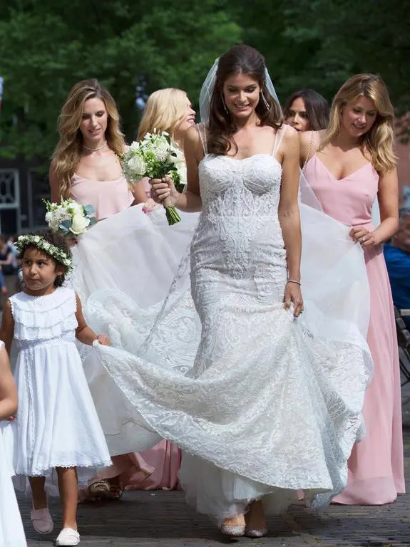 Sirena barata Boho Vestidos de novia Vestidos de novia Cariño Apliques de encaje Vestido de novia sin espalda abierta Nueva llegada Vestidos de boda de playa sexy