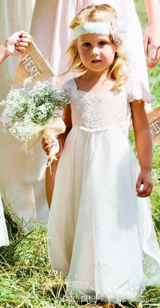 Boho Beach Cap ärmar Flower Girl Dresses 2022 Spets Chiffon Kids Formella klänningar för bröllop med Sash First Communion Floor Length