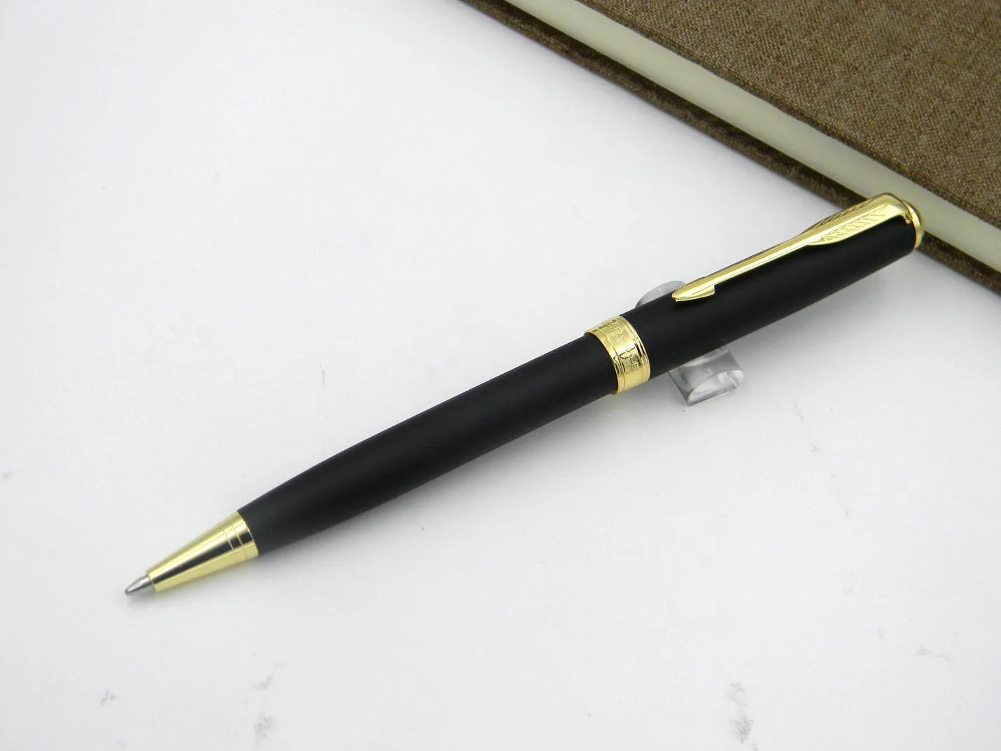 2 Stück Büro-Kugelschreiber der Sonnet-Serie aus goldenem Metall, heißes Geschenk