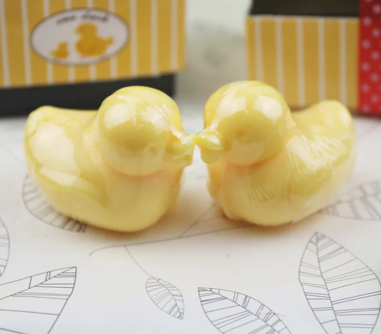 Ślub Favors Yellow Duck Soap Pudełko Pudełko Tanie Praktyczne Unikalne mydła do kąpieli ślubnych Uwagi 20 sztuk / partia