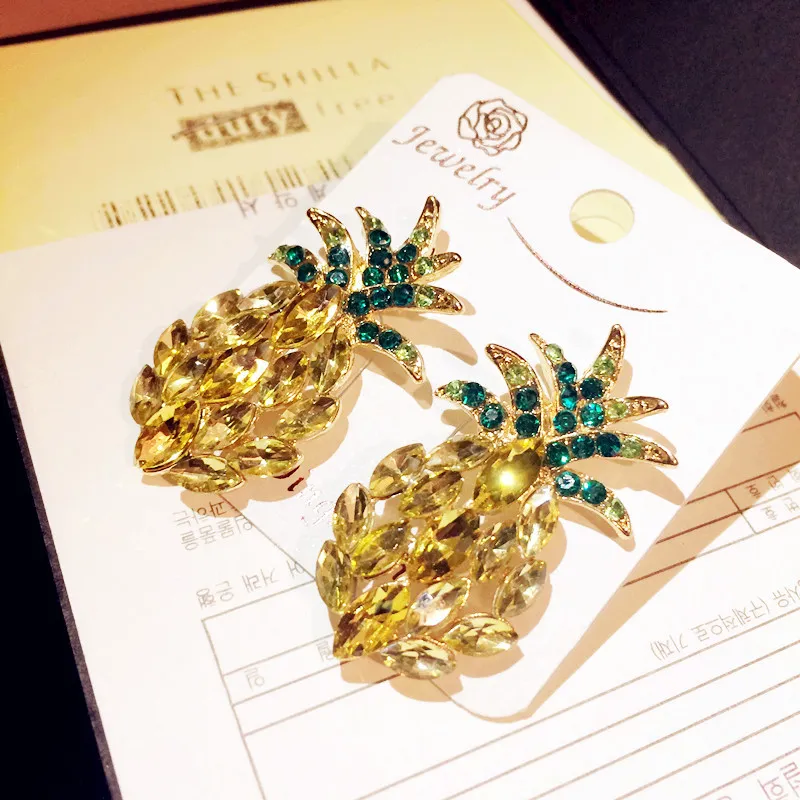 Baroque Brand Crystal Pineapple stud earrings for women fashion Punk jewelry Flower statement earrings pendant Bijoux 2017