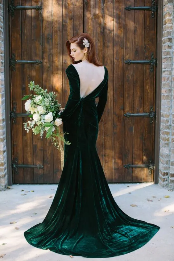 Hiver 2019 robes de soirée sirène en velours vert émeraude avec manches longues col en V coupe basse robes de soirée robes de soirée sur mesure