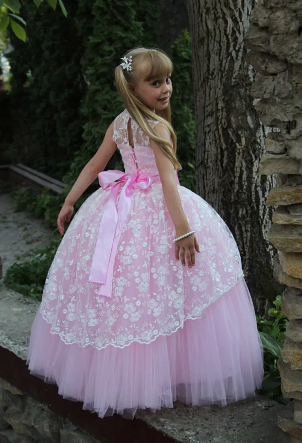 Rosa und weiße Kleinkinder-Ballkleid-Blumenmädchenkleider für Hochzeiten, Partys, elegante bodenlange lange Spitzenkleider mit Juwelenausschnitt und Schleife5879917