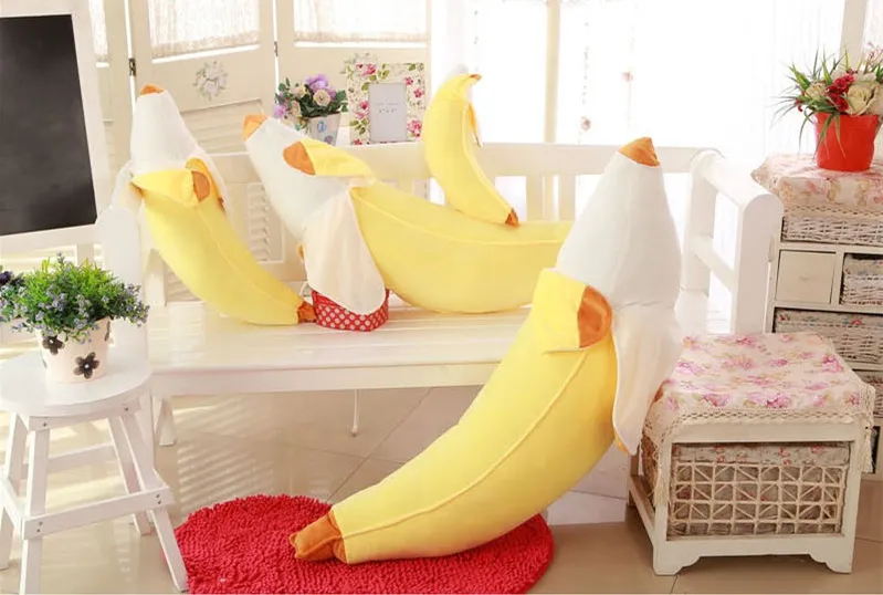 almofada de travesseiro de banana longa descascamento