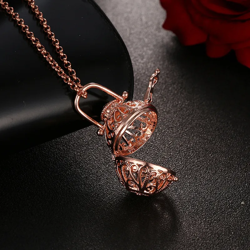 Aromatherapy Essential Oil Diffuser Necklace Locket Pendant Necklaces Fashion Jewelry Gifts