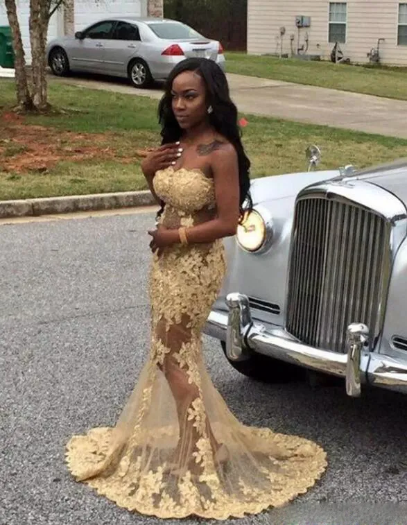 Light Gold Lace See Through Prom Dresses Sexy Strapless Mermaid Evening Gowns 2K17 Tulle Vestidos Black Girl Formal Party Wear