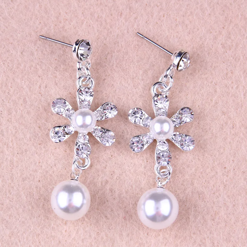 niceEshop Parure de bijoux tendance en strass pour femme avec collier, bracelet et boucles d'oreilles pendantes (rose et argent), Argent, Strass