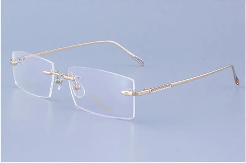 Nouvelle arrivée Concise lunettes mâle de style qualité de cadre en alliage de titane cerclées argent or gungray lumière wholesaleTP9543 durable