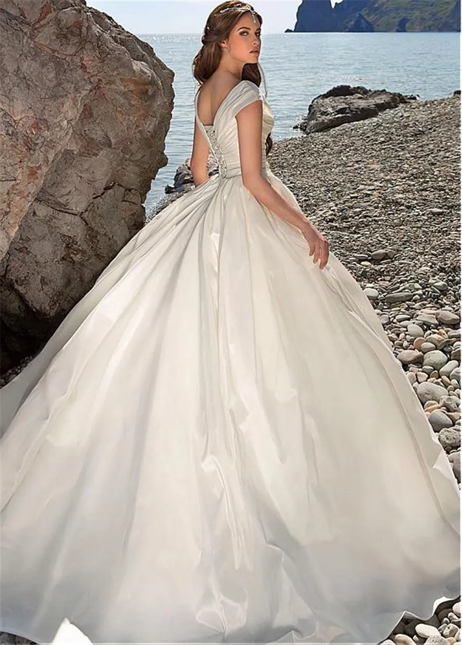 Taffeta V-neck Neckline Ball Gown Wedding Dresses with Beaded Sash Lace Appliques Beach Bridal Gowns vestido de novia
