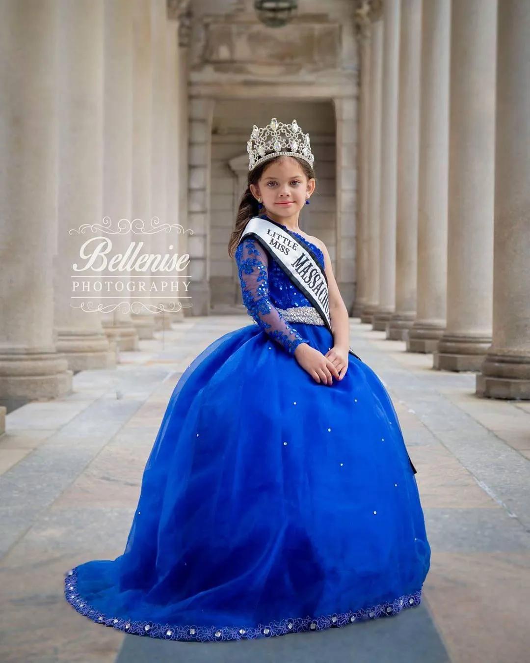 Um Ombro Miçangas Meninas Pageant Vestidos de Manga Longa Azul Royal vestido de Baile Crianças Desgaste Formal 2019 Lace Wedding Flower Girls Dress