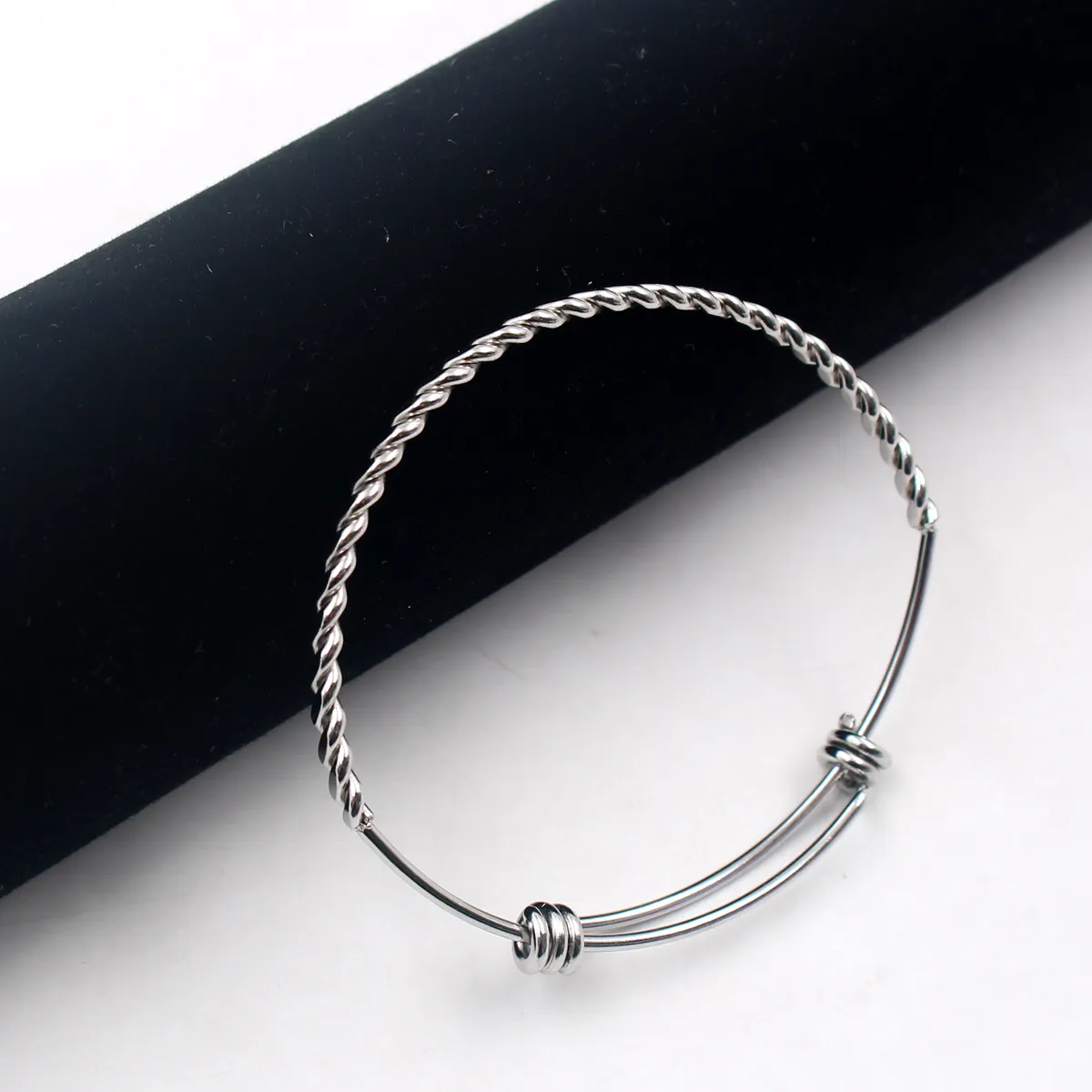 Adjustable Bangle Bracelet Thin 1.6mm THICK Expandable Bracelets, Bulk Stainless Steel Jewelry Making Supplies 65MM High quality