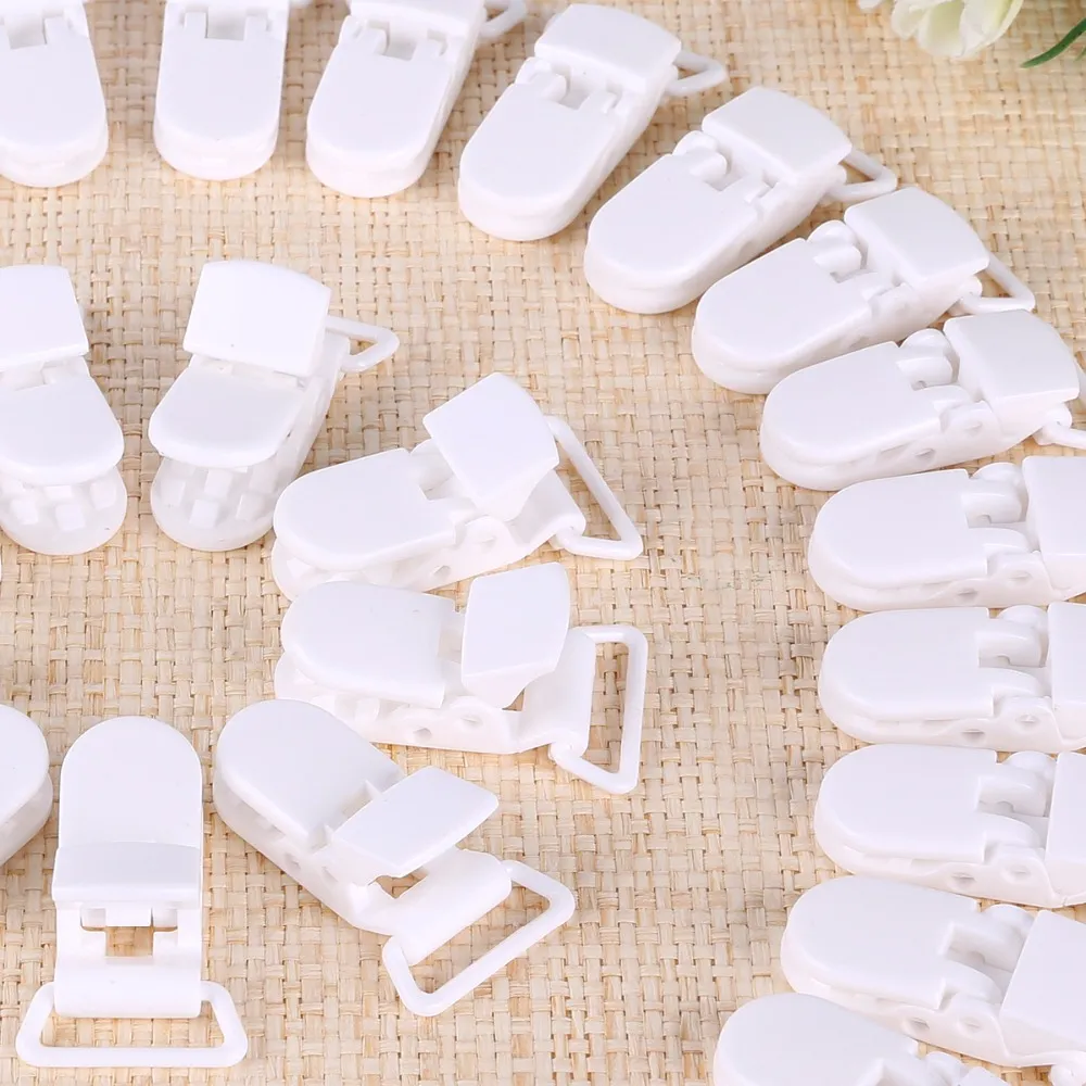 Gros-50 Pcs KAM Attache Sucette En Plastique Titulaire Sucette Mam Bébé Dummy Clips Chaîne Pour 20mm Ruban 10 Couleurs S017 blanc HD113