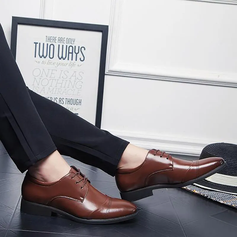 Mode Mannen Flats Hoge Kwaliteit Lederen Schoenen Mannelijke Lace-up Business Man Schoen Mannen Jurk-Schoenen Herfst Oxfords Plus Size