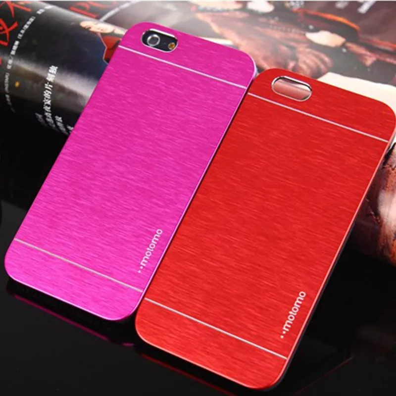 Motomo ultrathin borstad metall mobiltelefon tillbaka fall täcker färgglada lyxiga hud aluminium legering för iPhone 7 6 6s plus samsung s6 kant