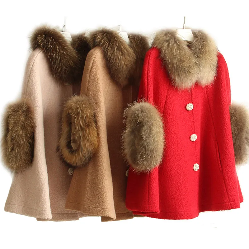 Nowa Jesienna Jesień Zima Ciepłe Naturalne Raccoon Fur Collar Futro Mankiet Batwing Rękaw Loose Poncho Wool Woolen Cape Płaszcz Cloak Mantle Casacos