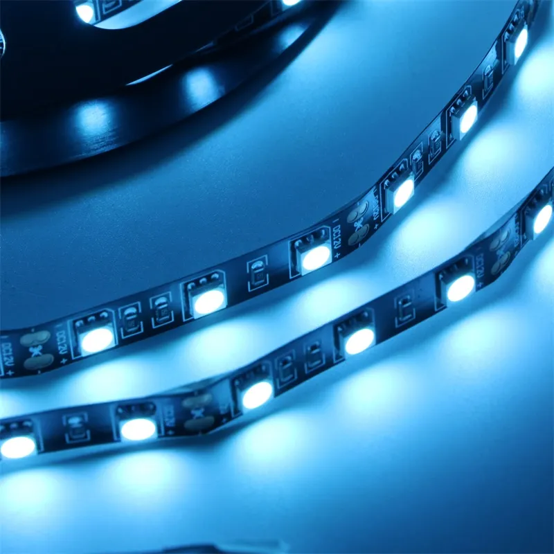 LED-Streifen 5050 SMD Schwarz PCB Eisblau 5M 60Led/m Nicht wasserdicht DC 12V LED-Bandband