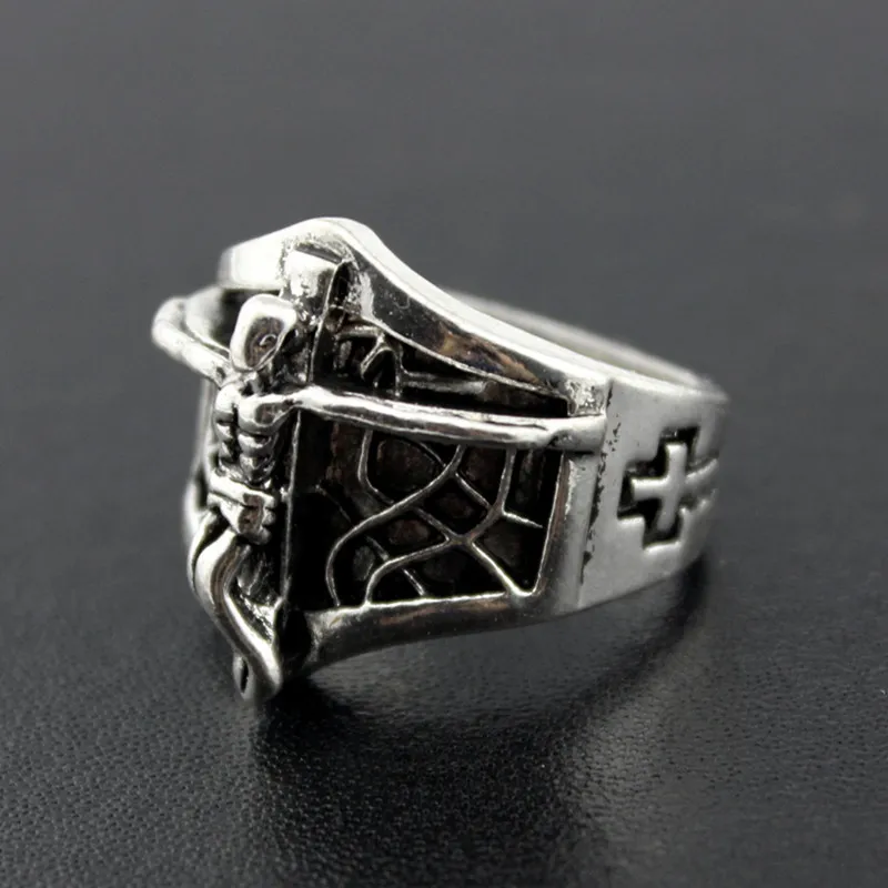 Hot sale Gothic Skull Carved Big Biker Rings Men's Anti-Silver Retro Punk Rings For Men s Fashion Jewelry in Bulk wholesale