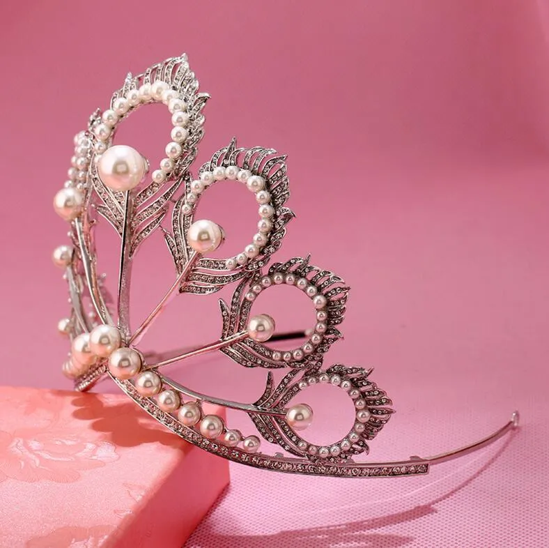 Neue günstigste Kronen Haarschmuck Strass Juwelen Hübsche Krone ohne Kamm Tiara Haarband Bling Bling Hochzeitszubehör LY50D