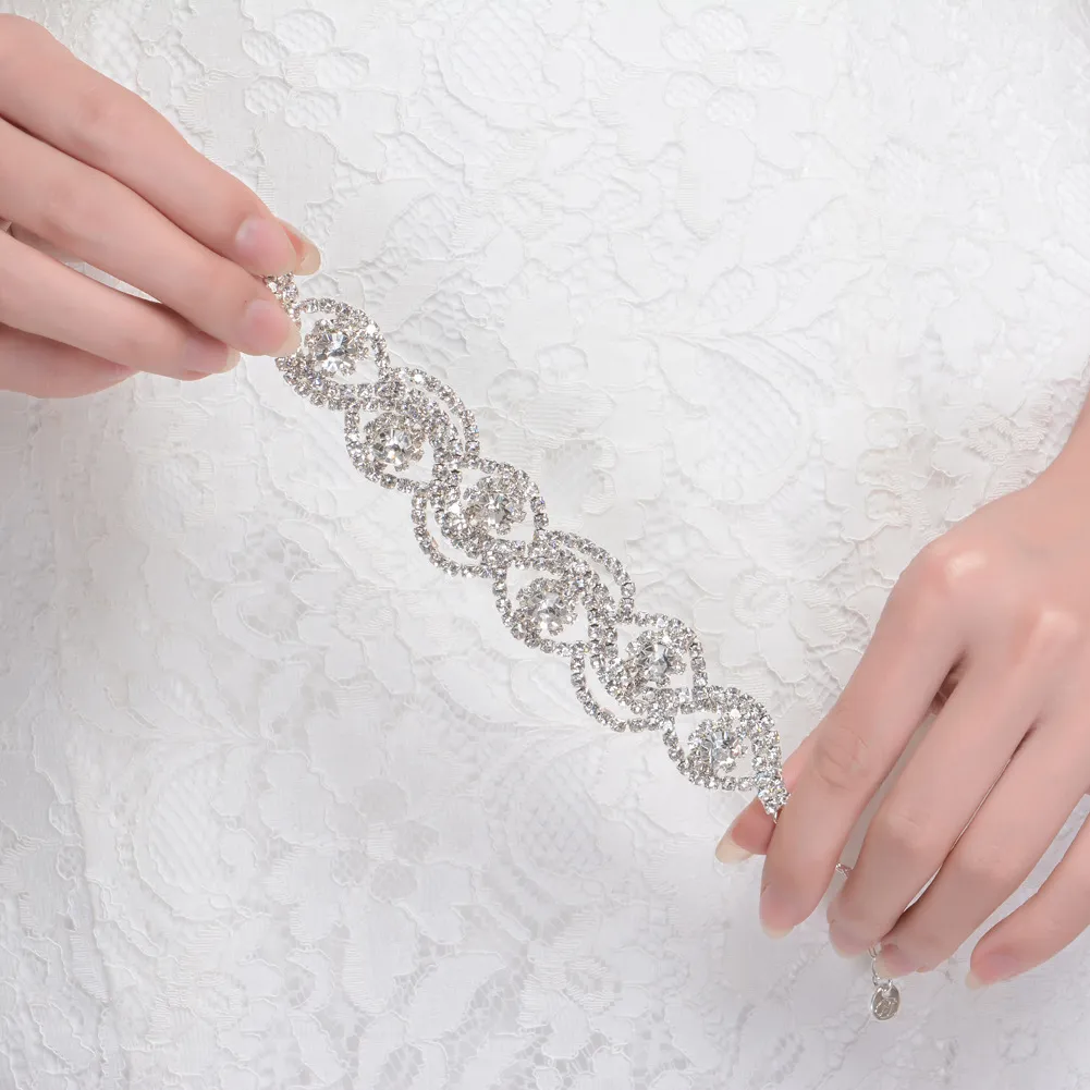 Bling Bling corsage de poignet de mariée pour les demoiselles d'honneur mariées 2017 bracelets de mariée 17 * 2.8 cm strass bracelet de mariée en stock