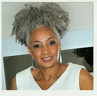Silbergraue Damen-Haarverlängerung, grau, zweifarbig, Farbverlauf, verworrene lockige Kordelzug-Echthaar-Pferdeschwänze, Clip in echtem Haar, versandkostenfrei