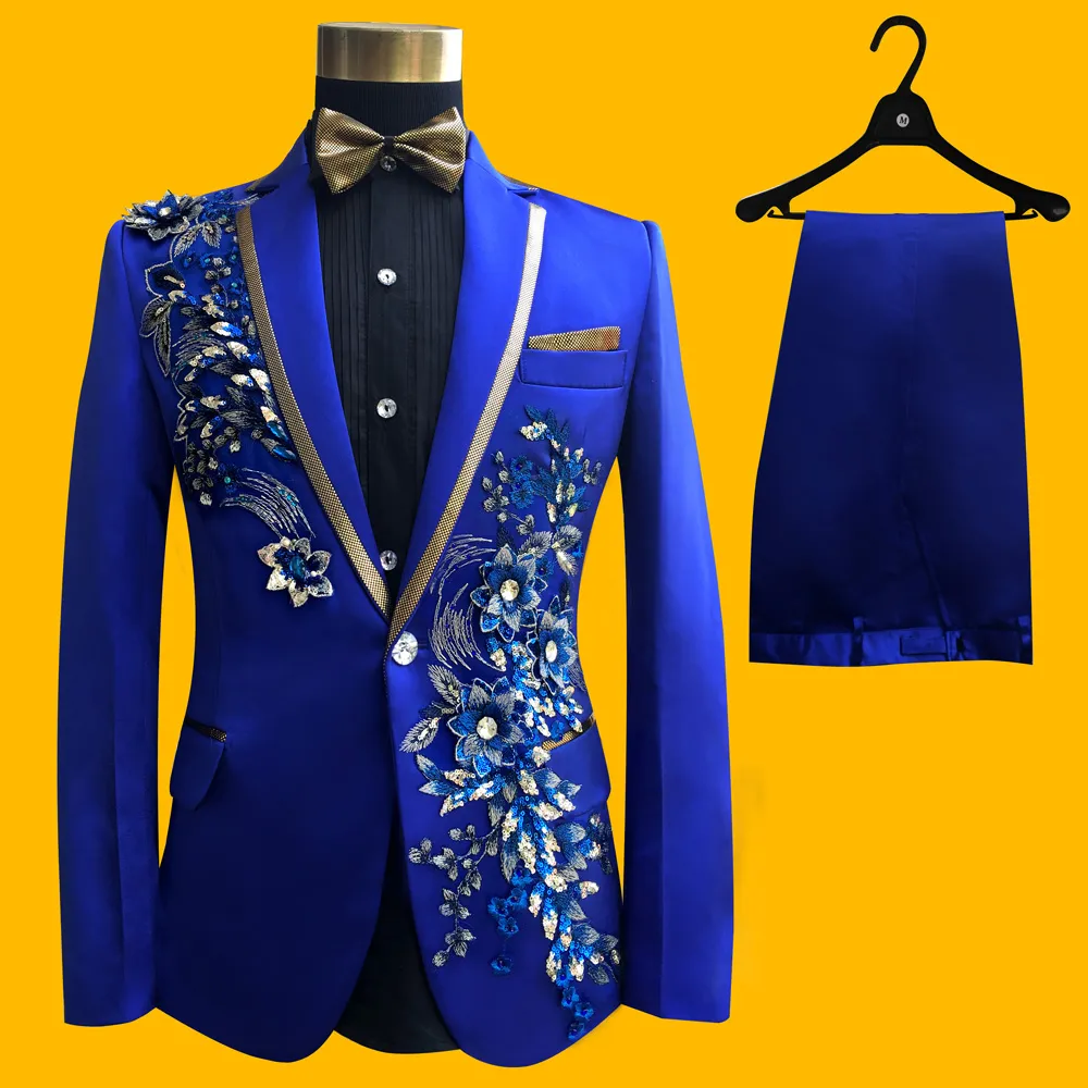 Ceket + pantolon + papyon + kemer Adam Düğün Damat Elbise Suits Aplike Çiçekler Sequins Blazers Balo Beyaz Siyah Kırmızı Suit Şarkıcı Ev sahibi Sahne Giyer