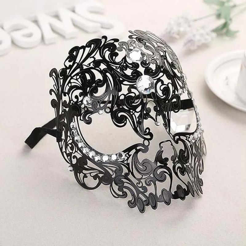 Factory direct high-grade metal mask full face party dance mask sexy hollow pattern wrought iron mask