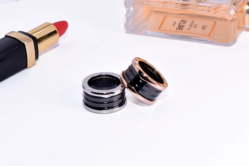Anel de cerâmica em ouro rosa 18k, numeral romano, preto e branco, aço titânio, anel de dedo dourado para mulheres, anéis de amor 7688696