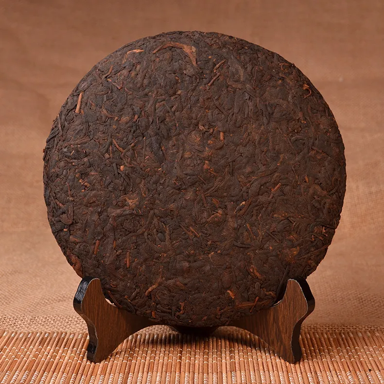 Cooked Pu'er tea, Pu'er tea, 357 grams, the world limited edition of 6666 cakes, ancient, sweet, dark red Pu'er tea, tree free delivery