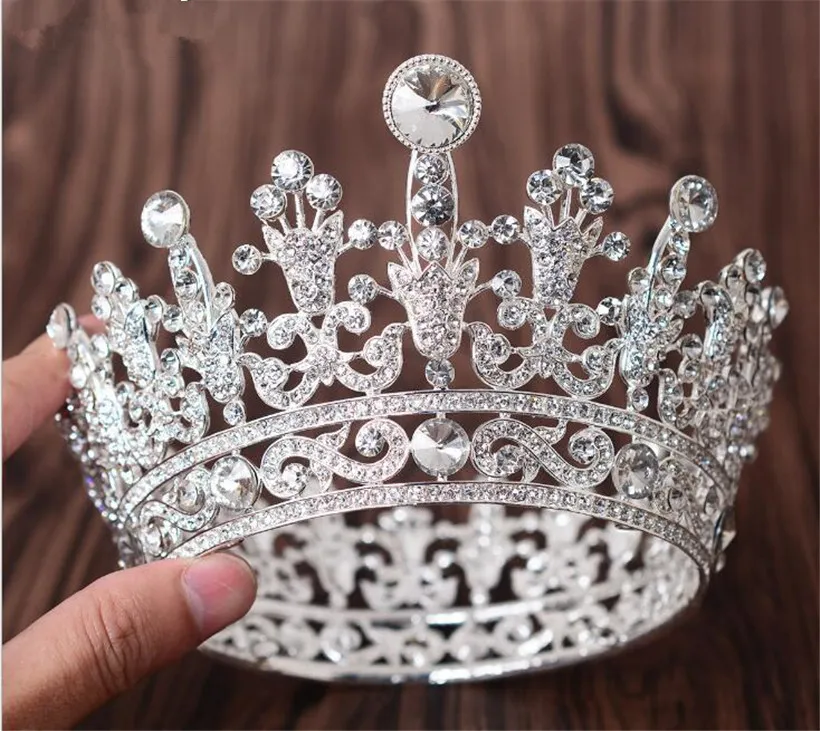 Entièrement reine Crown Tiara Wedding Bridal Crystal Righestone Hair Accessoires Band Band Silver Headpiece Princess Hair Bijoux Pro8904183