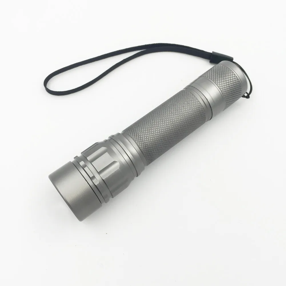 텔레스코픽 포커스 2000 루멘 줌 가능 XM-L Q5 LED 손전등 토치, 줌 램프 라이트 블랙 / 골드 / 그레이 Lanterna LED 3 모드 사용 18650 PEBLIGHT 사용