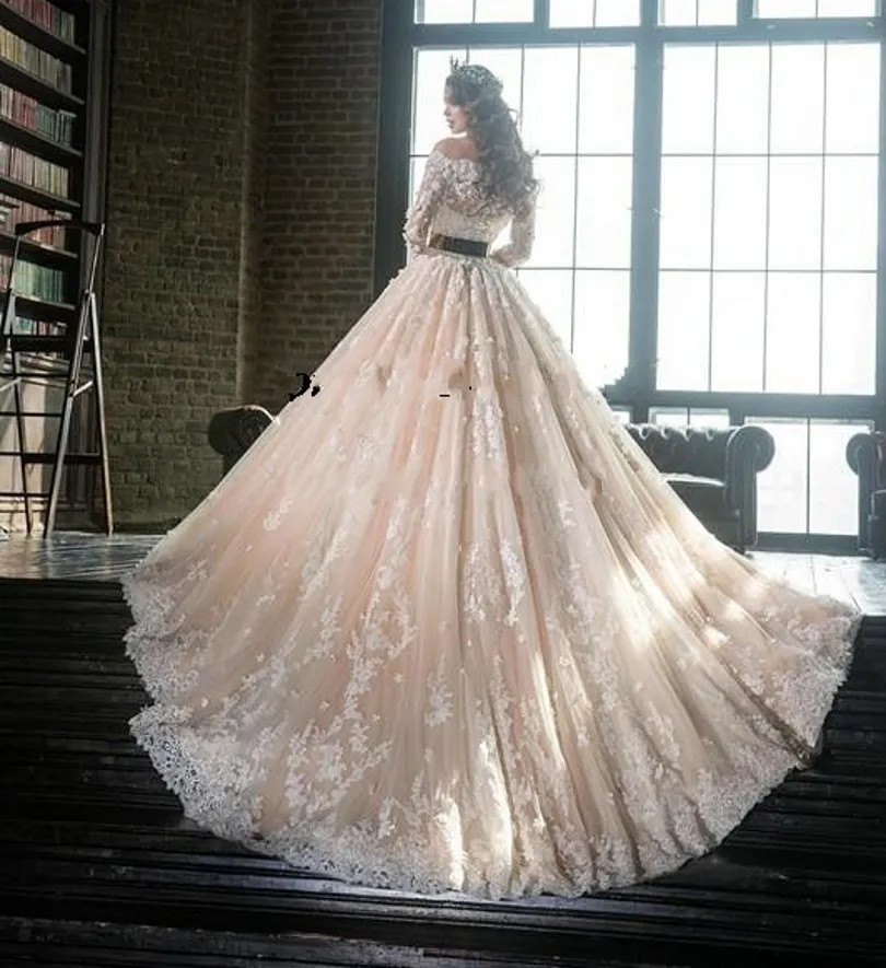 Vestidos de Novia 2017 Gorgeous A Line Wedding Dresses with Longleeves Tulleアプリケーションウェディングドレスブライダルガウンコートトレイン9735399