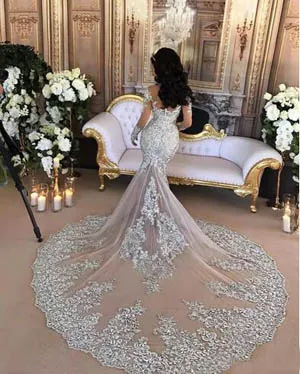 Luxury Sexy Sheer Tulle Evening Gown Beaded Lace Appliques High Neck Illusion Long Sleeves Champagne Mermaid Engagement Formal Dress