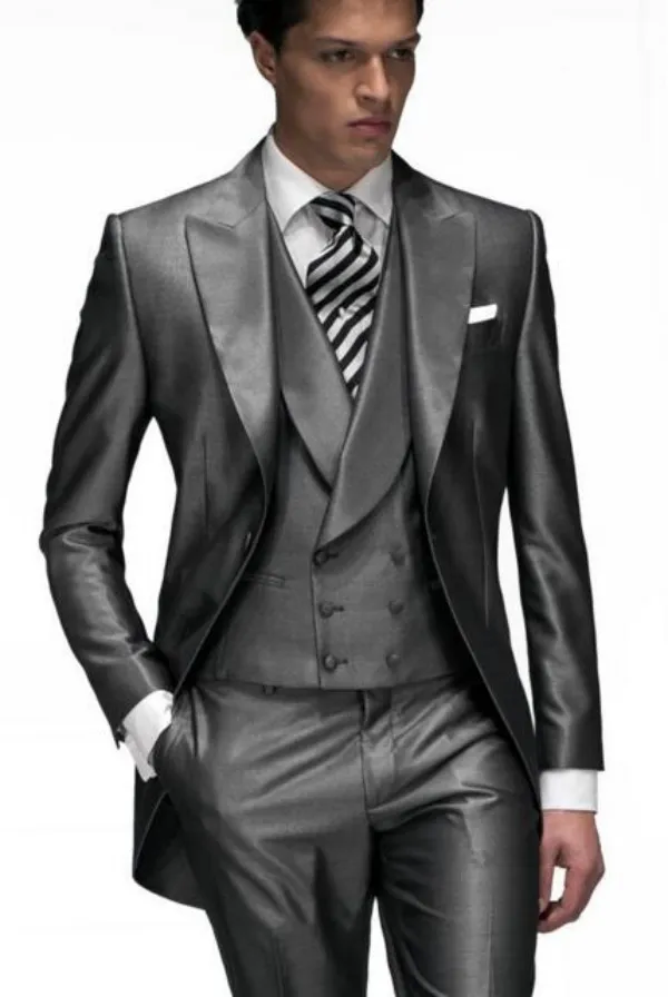 Dark Gray Custom Made Groom Tuxedos Groomsmen Bästa Man Mäns Bröllopskläder Jacka + Byxor + Vest Bröllop Tailcoat Suit EW7103