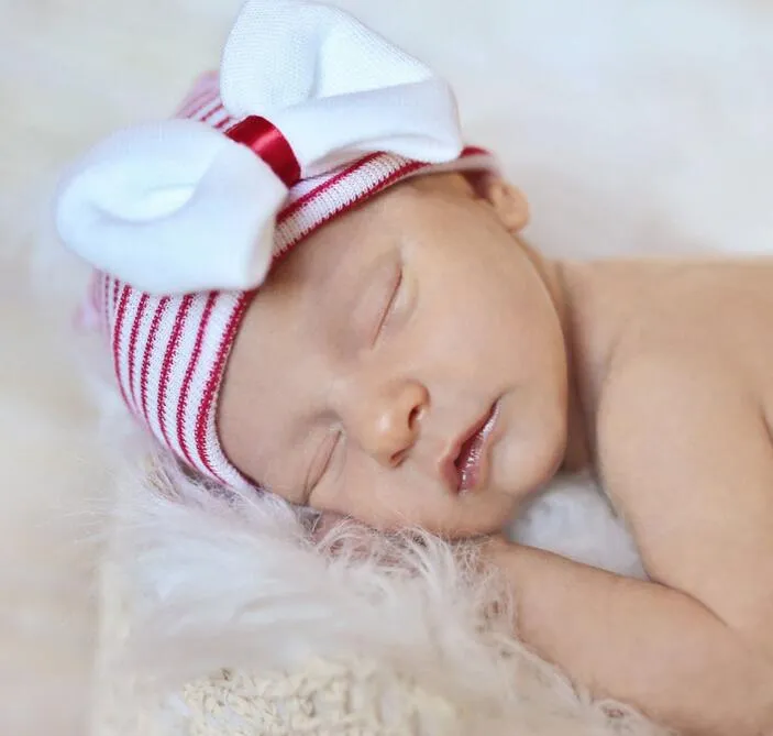 Niedliche Sommer-Babyfotografie für Kleinkinder, Neugeborene, gestrickt, Krankenhaus-Mütze, Mütze mit Glitzer-Pailletten, großer Schleife