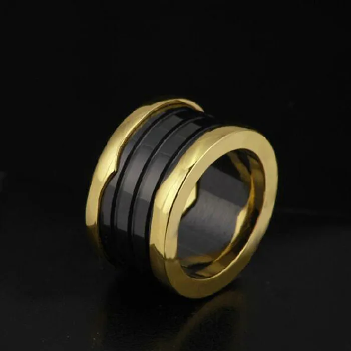2017 Nieuwe collectie Speciale zwarte en witte kleur Bruidssets Klassieke ringen voor ringen Lentering 18k Rose gouden ring Titanium / Brede versie