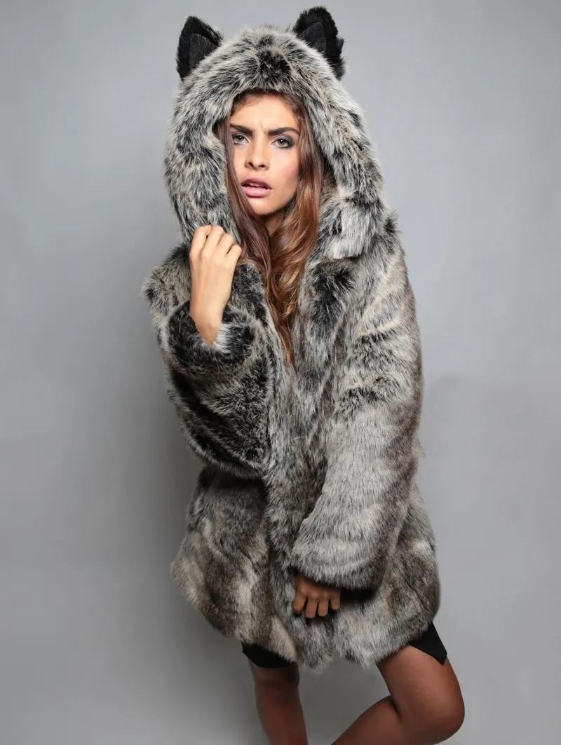 New Autumn Winter Europe Women's Faux Fur Coat Cartoon Animal Ear Hooded Long Tops Outwear Coats Lady's Wool Jackets C3225
