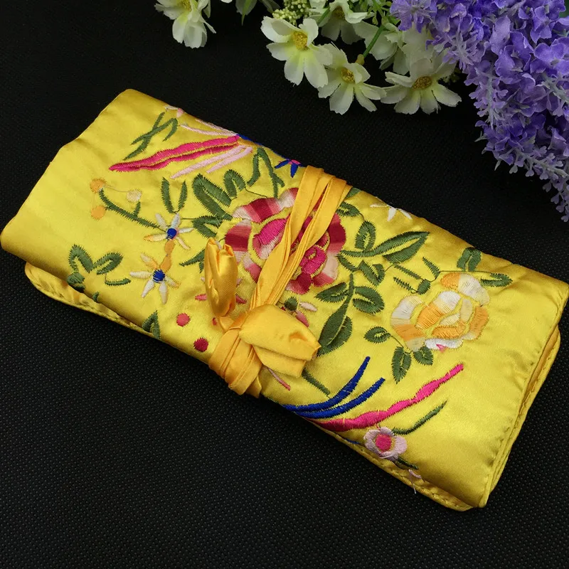 Draagbare geborduurde reisrol omhoog tas voor cosmetische make-up opslag zijde brocade trekkoord 3 rits pouch vrouwen clutch-portemonnee