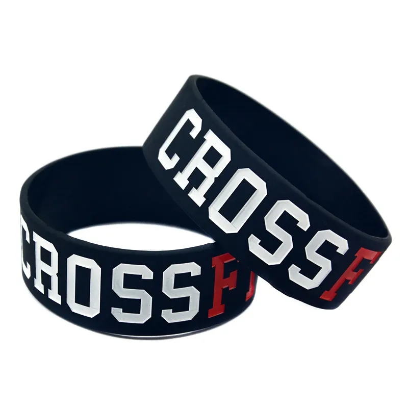 50 stks CrossFit Siliconen Rubber Armband 1 inch Wide Adult Size Black White voor Sport Promotionele Gift