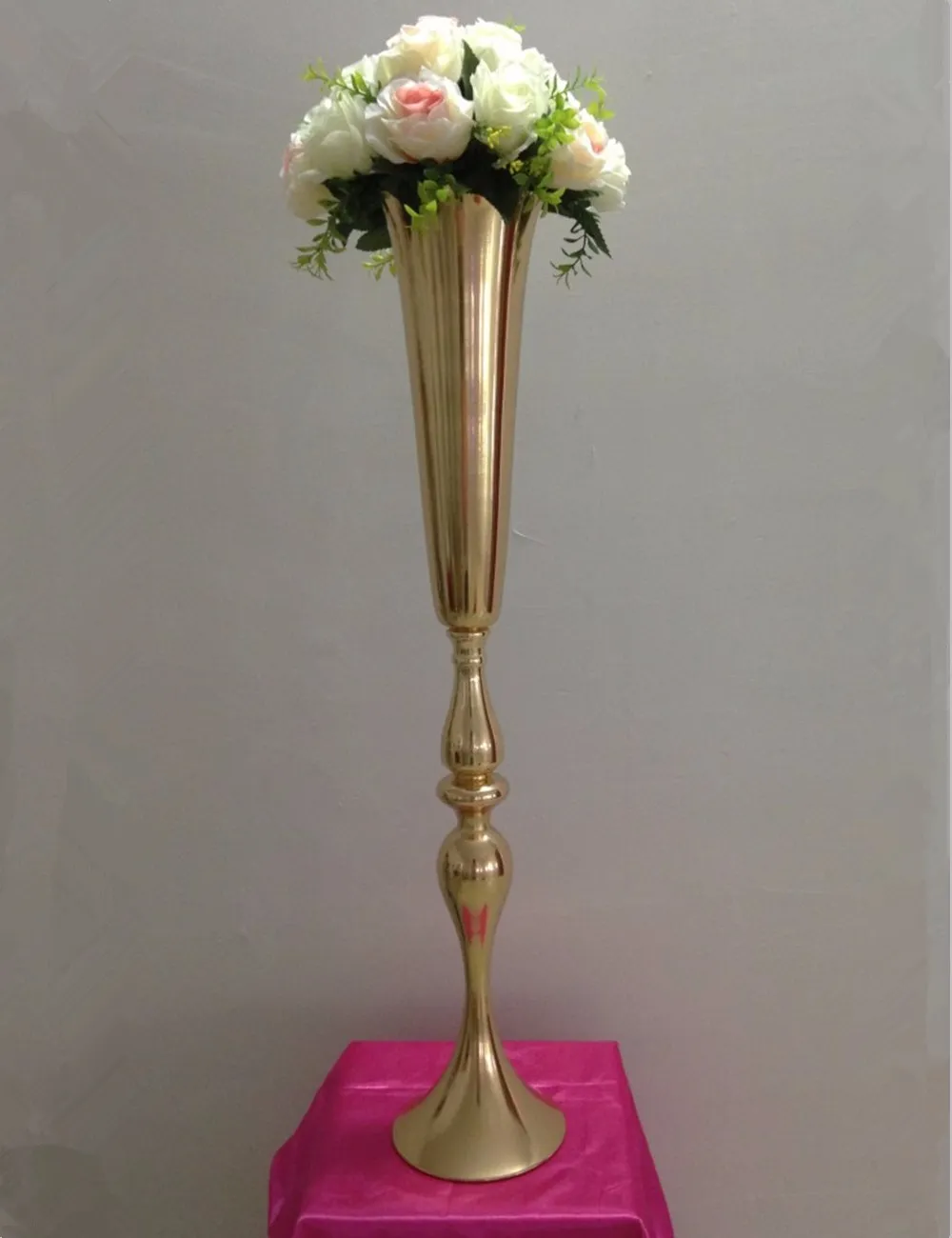 2019 Royal Gold Argent Grand Grand Vase À Fleurs Centres De Table De Mariage Décor Party Road Plomb Porte-Fleurs En Métal Fleur Rack Pour D8865929