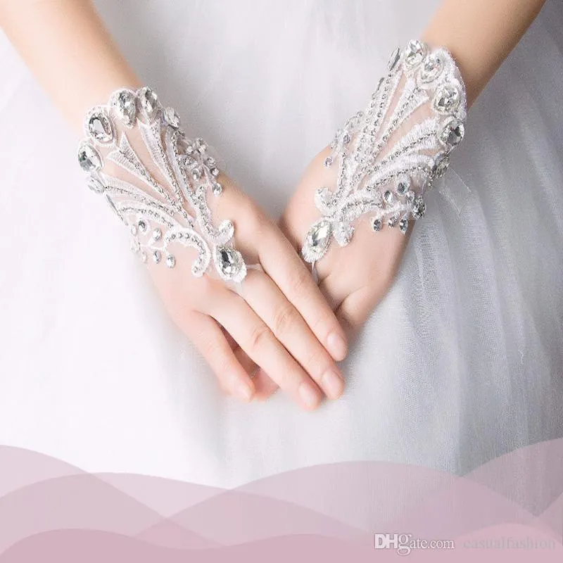 Nouvelle arrivée Gants de mariage sans doigts Accessoires de mariée en dentelle bon marché pour la fête formelle de mariage En stock