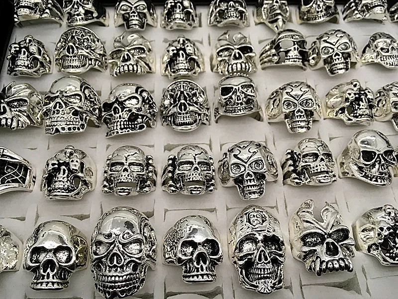 Herrmode 50st. Massor Top Mix Style Big Size Skull Carved Biker Silver Plated Rings Smycken Skeleton Ring334s