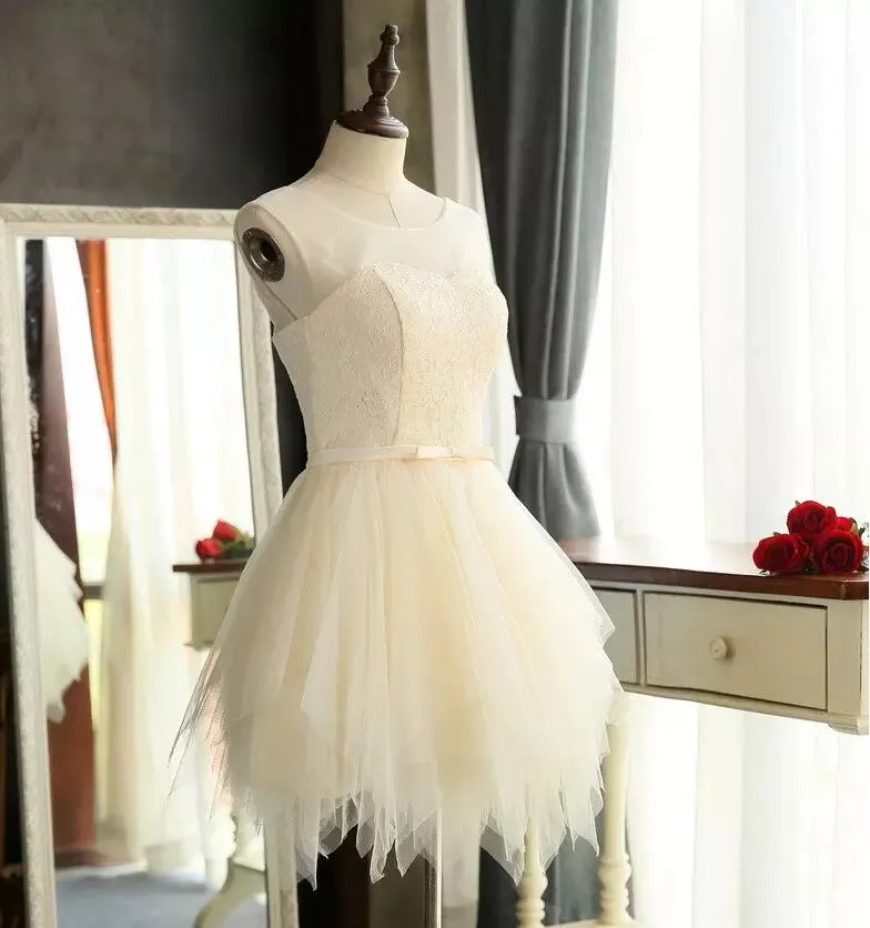 New Arrival Strapless Jewel Tulle Light Champagne Bridesmaid Dresses Knee-Length Brides Maid Bridesmaid