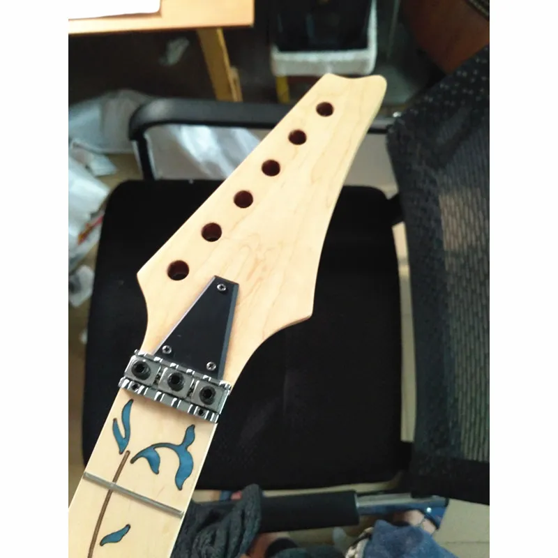 Disado 24 pattumini Maple Electric Guitar Neck Maple Tasto intarsio Blue Tree of Life Wood Color Parts Accessori chitarra
