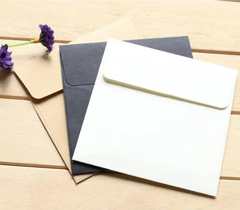 100 pièces/lot 10*10cm Kraft carré Mini enveloppes vierges pour carte de membre/petite carte de voeux/enveloppes en papier de stockage