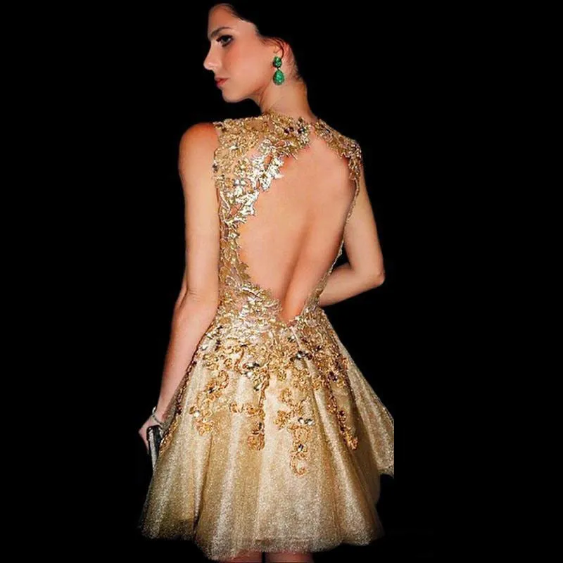 Sexy open rug korte prom jurken gouden kant applique pure nek mini feestjurken mouwloze cocktail homecoming jurk op maat gemaakt