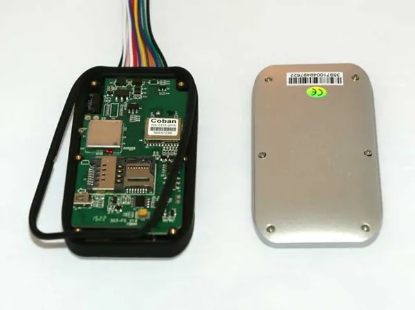 303F GPS-Tracker 303G Fahrzeug Auto GPS/GSM/GPRS SMS Fernbedienung Kraftstoffsensor Echtzeit-Telefonverfolgung Mit Kleinverpackung